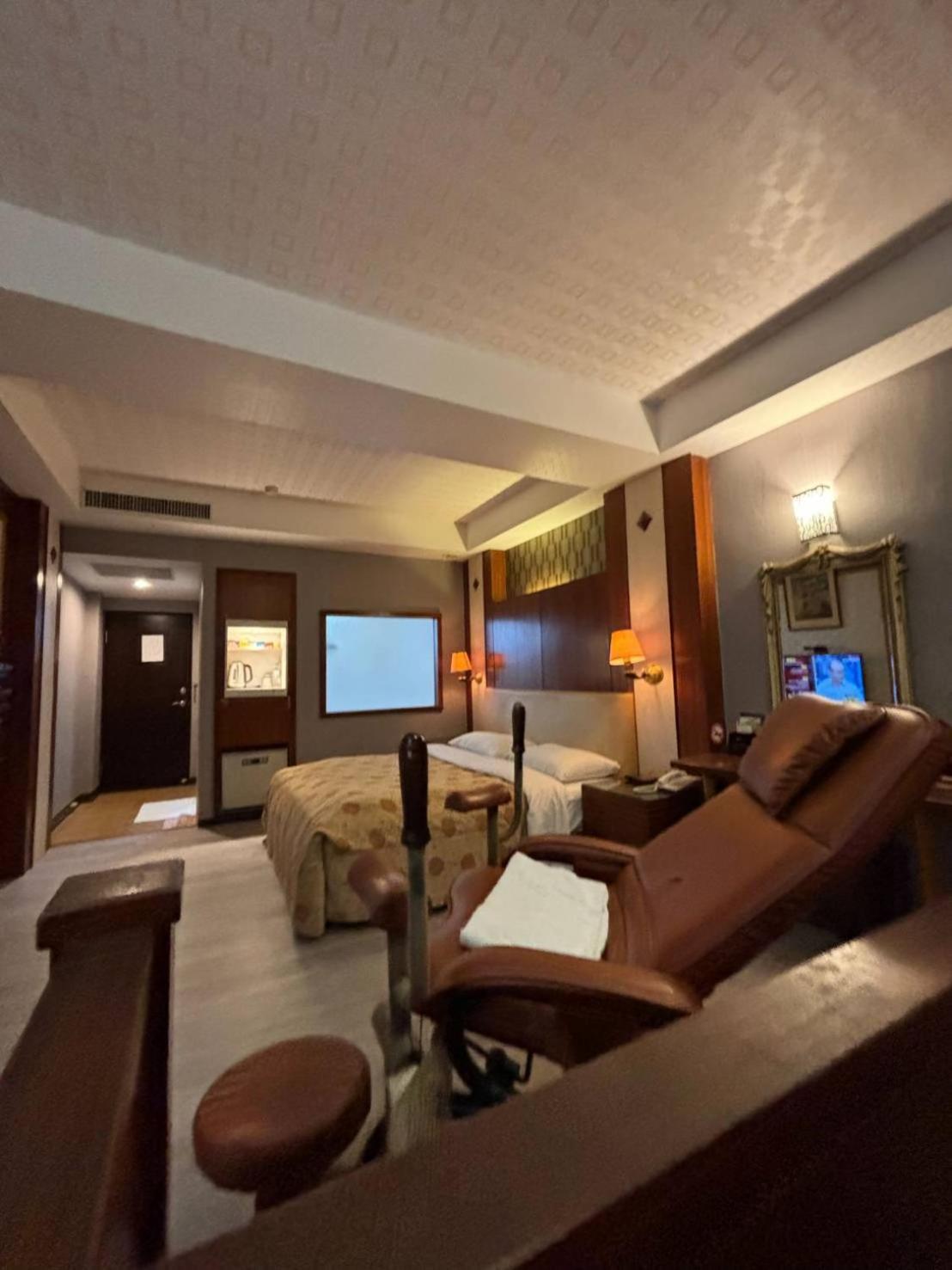 Hua Xiang Motel - Da Chang Kaohsiung Luaran gambar