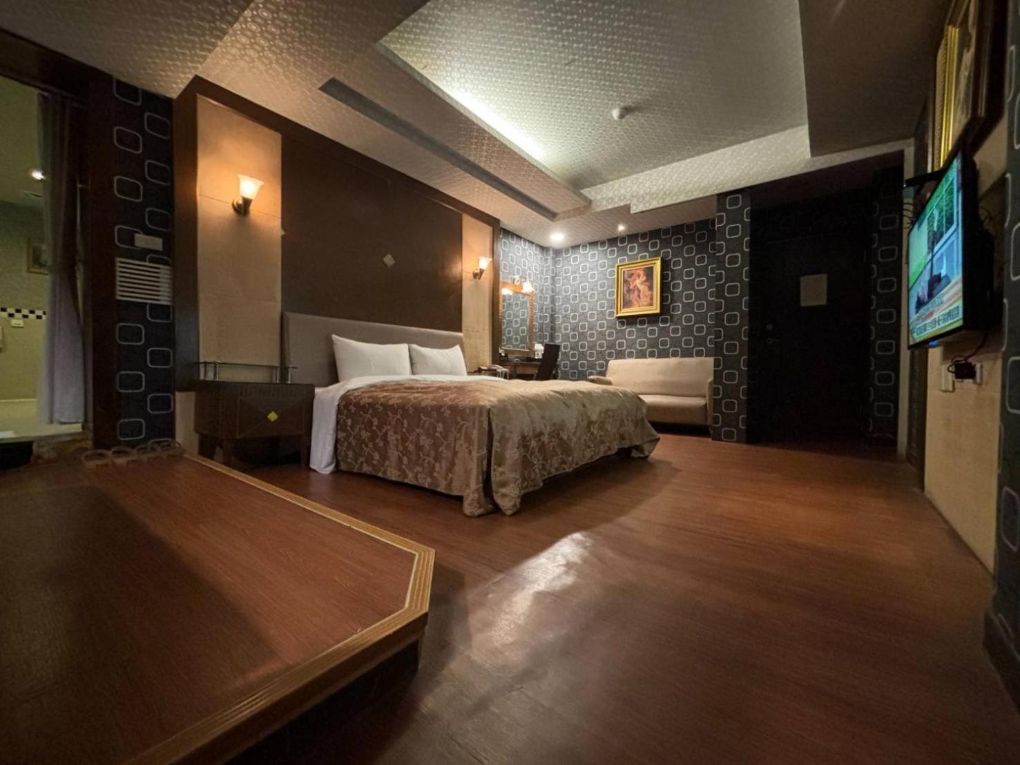 Hua Xiang Motel - Da Chang Kaohsiung Luaran gambar